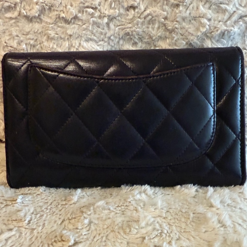 CHANEL Plum Purple Diamond Stitch Burgundy Flap Wallet - Vintage FULL INCLUSION - Picture 11 of 13